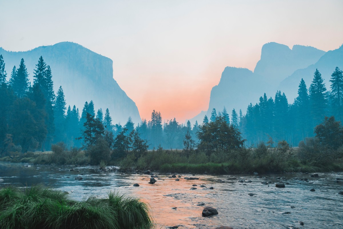 Image of Yosemite Valley, US by Bailey Zindel - from Unsplash.com